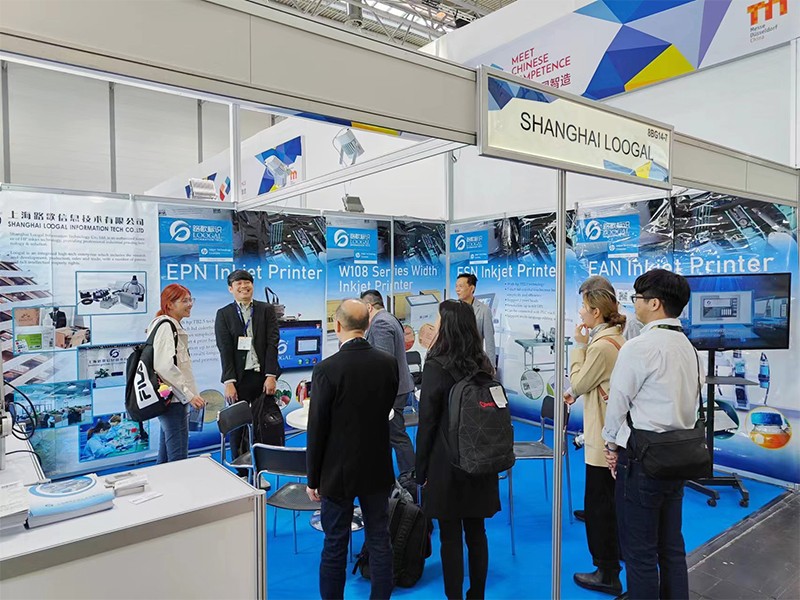 展會現(xiàn)場04-800px 展會現(xiàn)場04-800px